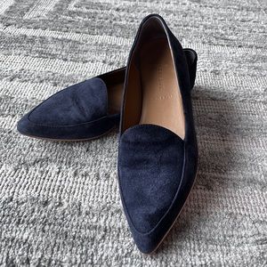Everlane Modern Point Flats - Made it Italy (Navy)